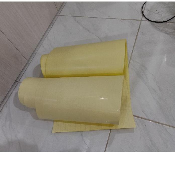 

Plastik Laminasi Laminating Dingin Glossy Doff A3 32 cm x 46 m .