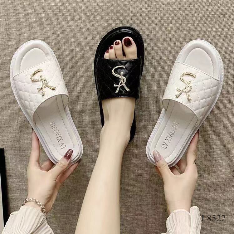 FASHION  WANITA SANDAL FLAT FLIP FLOP CHEPA 8522 (RESTOCK)