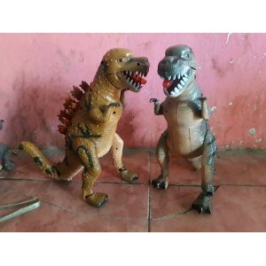 mainan dinosaurus tirek super besar Terbaik