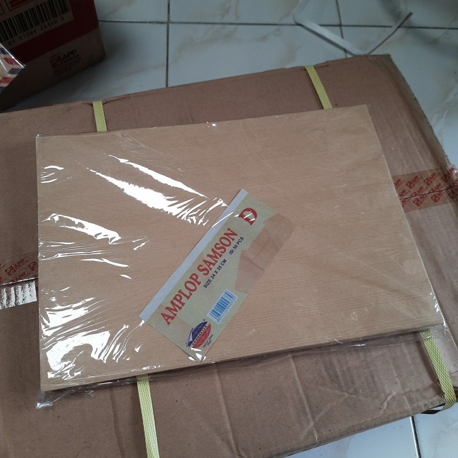 

Amplop Coklat Samson D Polos Tanpa Tali Character 24x35cm - 1 Pack Isi 50 Lembar