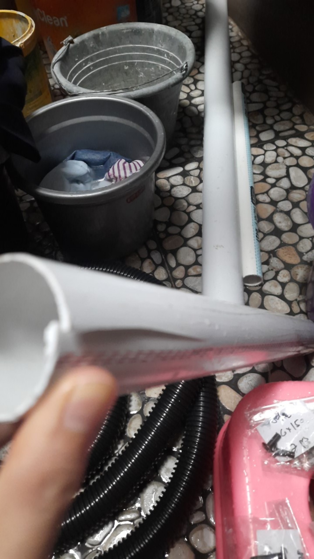 Pipa Pvc Trilliun D 1 1/2 Inch