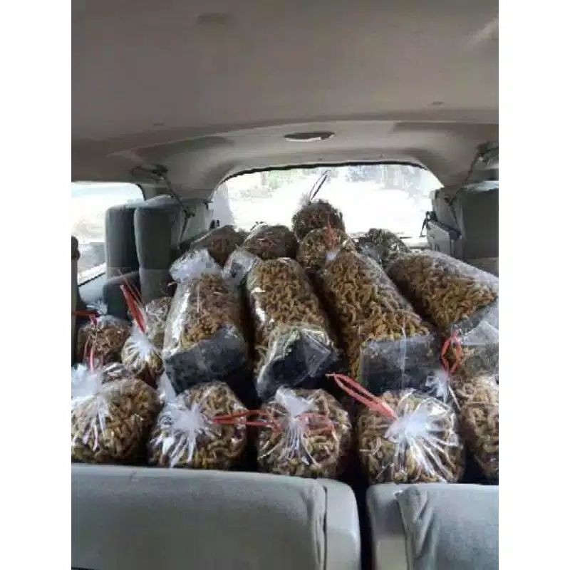 

Keripik Usus Tepung Kripsus 500 Gram Dan 250 Gram