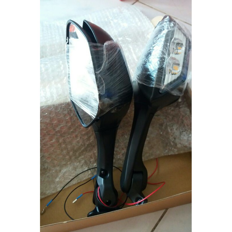 Spion Lampu Sein Spion ZX10R Ninja 250FI CBR 150 -250 R15 V2 R25 GSX XMAX 250 NMAX