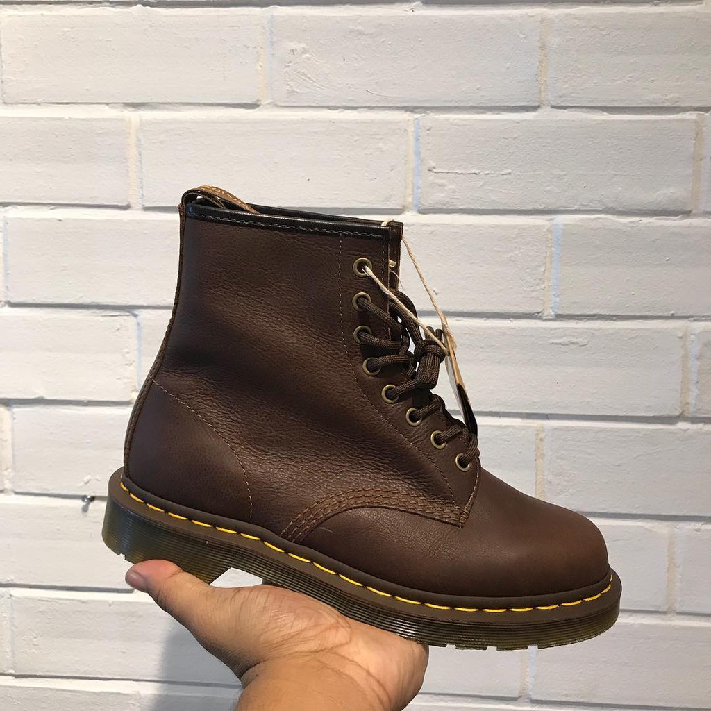 dr martens 1460 carpathian tan