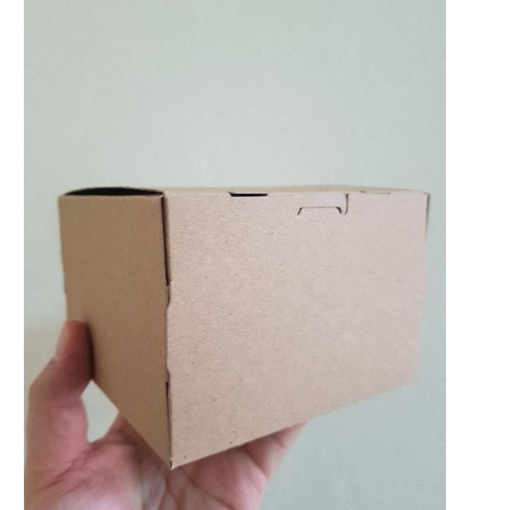 

Softbox coklat kue ( 1 pack isi 10 pcs dus ) 시