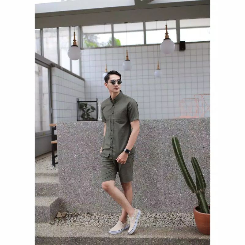 hem pria polos kemeja lengan pendek army