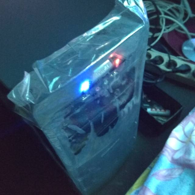 Cpu core i5 vga 3 gb ram 4 gb