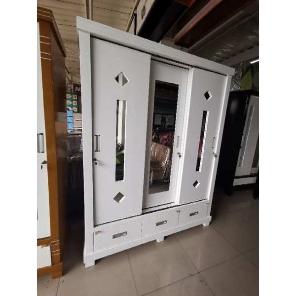 lemari pakaian 3 pintu putih slide multipleks jati