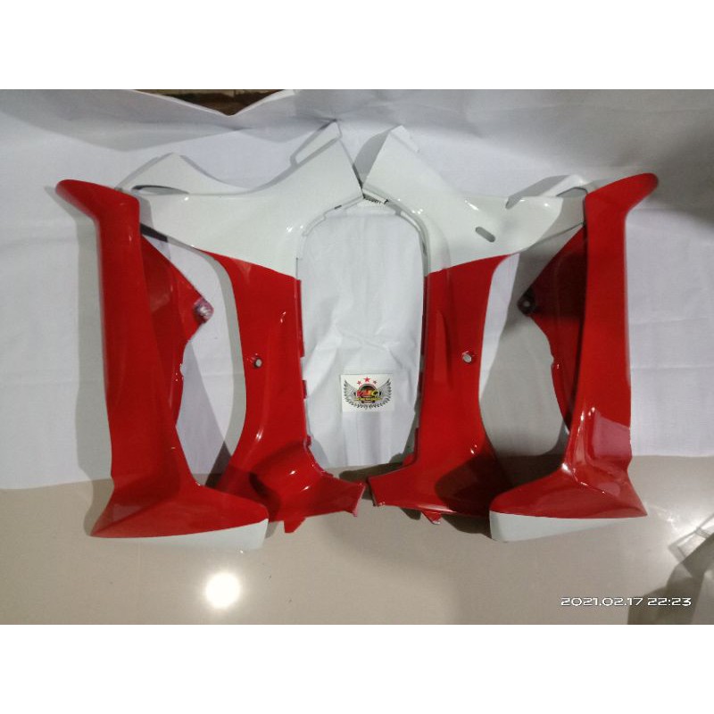 sayap luar dalam Yamaha FIZR Marlboro