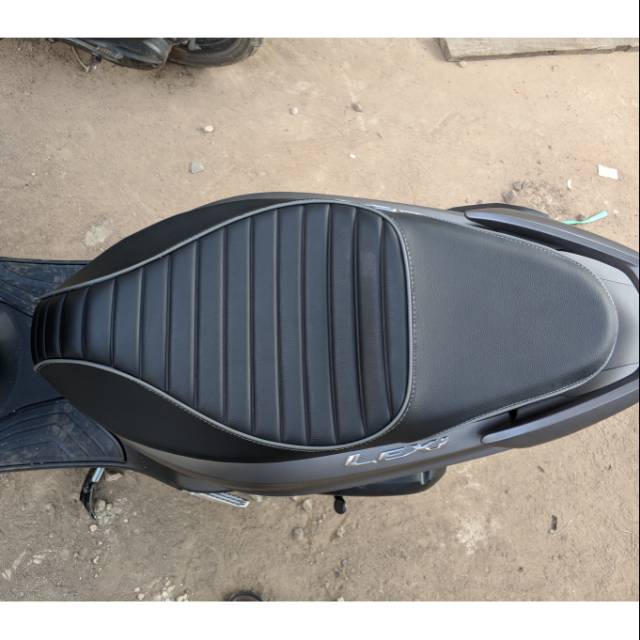[GARANSI] Jok Custom Yamaha Lexi Bahan Full MBtech Jok Original Yamaha Lebih Pendek Low Down Seat