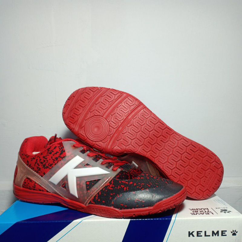 Sepatu Futsal Indoor KELME - SUBITO KNIT