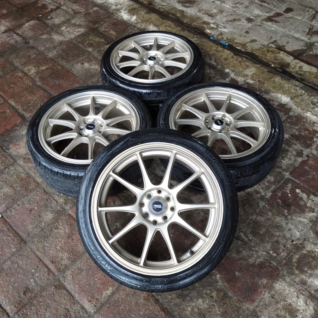 VELG MOBIL BEKAS COPOTAN MURAH RACING LINE RING 17 + BAN 25 45 R17 COCOK DI MOBILIO MARCH LIVINA