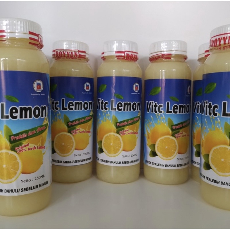 

Minuman perasan jeruk lemon asli