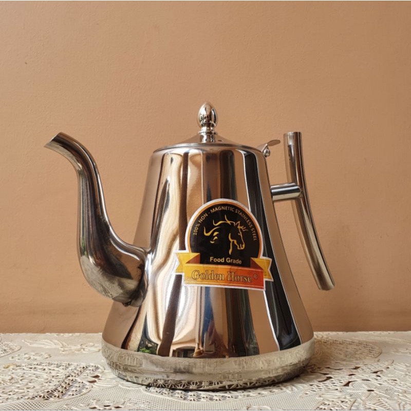 Teko Ceret  Air Classy Kettle Golden Horse