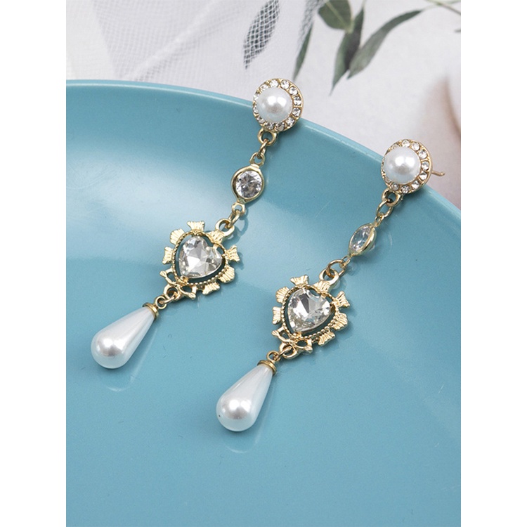 Anting Menjuntai Bentuk Hati Aksen Kristal Mutiara Bahan Alloy Gaya Korea Untuk Wanita