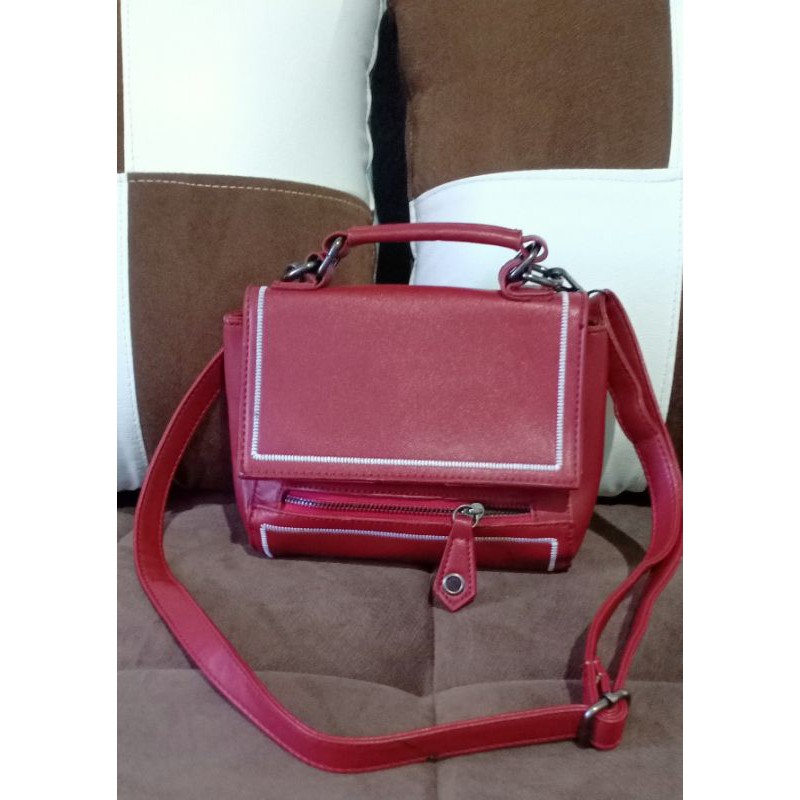 Tas Monza atau Preloved Sling Warna Merah