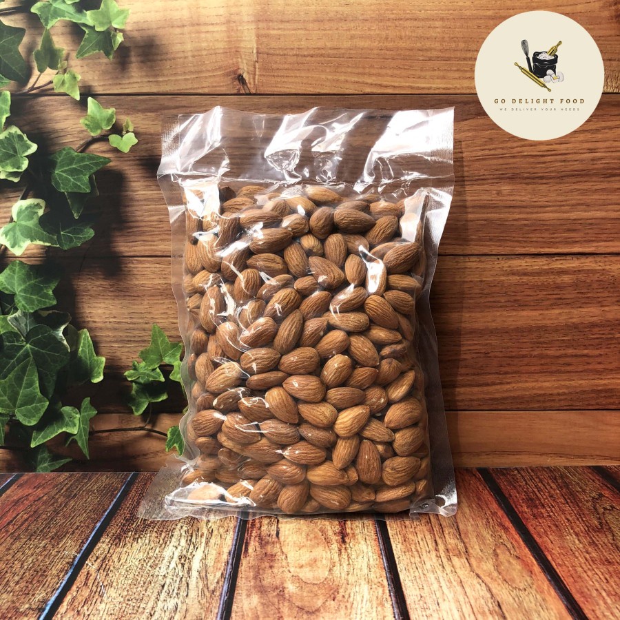 

Kacang Almond Mentah Utuh / Raw Whole Almond - 500G (PREMIUM)