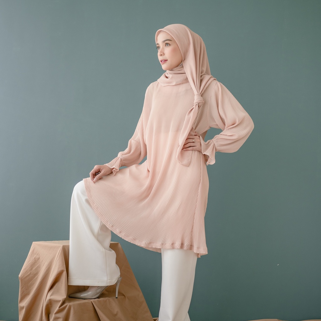 Lozy Hijab - Mahira Pleats Blouse ( Baju Plisket )