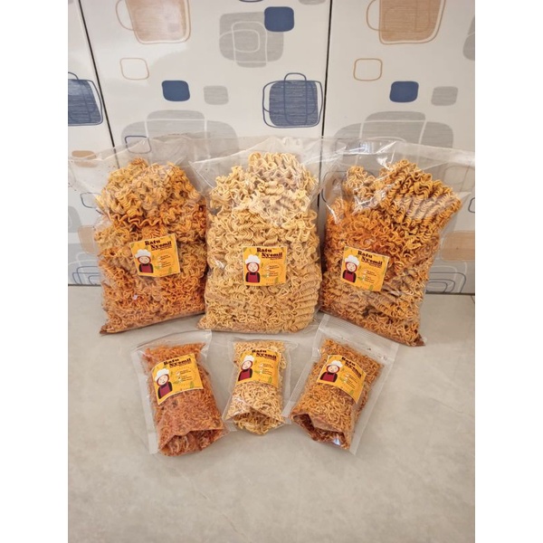 

mie garing/mie goreng/mie kering/mie pedas/mie gurih/mienasin/mie enak/camilan enak/camilan murah/camilan pedas/camilan pedas nampol/camilan daun jeruk