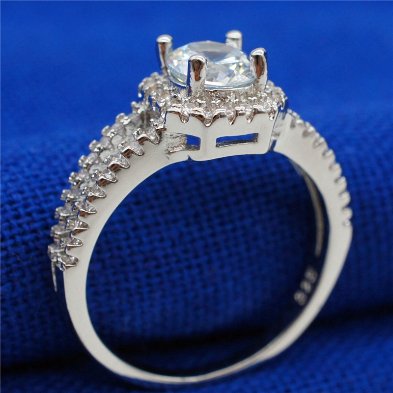 Cincin Perak Mewah Bertatahkan Berlian Perhiasan