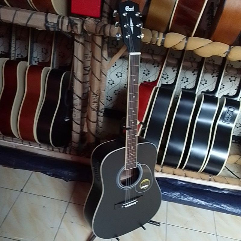 gitar cort jumbo akustik elektrik hitam