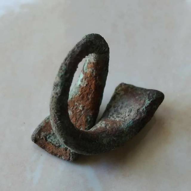 Media Barter Kuno - Keloh Perunggu Temuan Galian Jatim - A