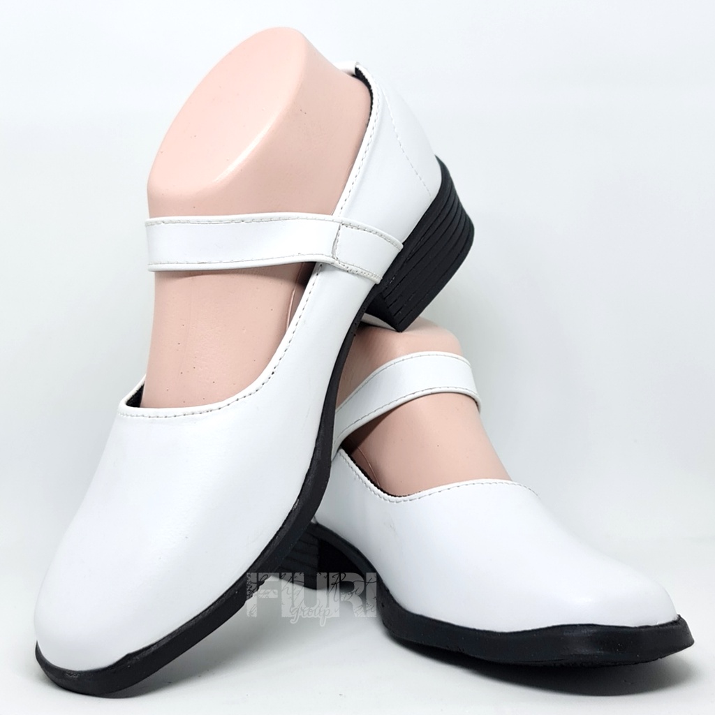 FIURI - Sepatu Pantofel Wanita Putih Polos Perekat 36-42 Bonus Putih Tali Hak 3cm - Sepatu Sekolah Perawat Suster Bidan Paskib Hak Tahu 3 cm Upacara Paskibra - Sepatu Formal Perempuan SD SMP SMA Pelatihan Ospek Kerja Kantor Resmi Kulit Murah Promo Diskon