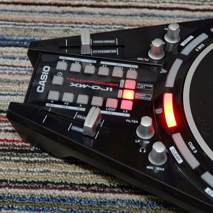 Dj Controller Casio Trackformer Xwdj1 Scratch Disc Pad Shopee Indonesia