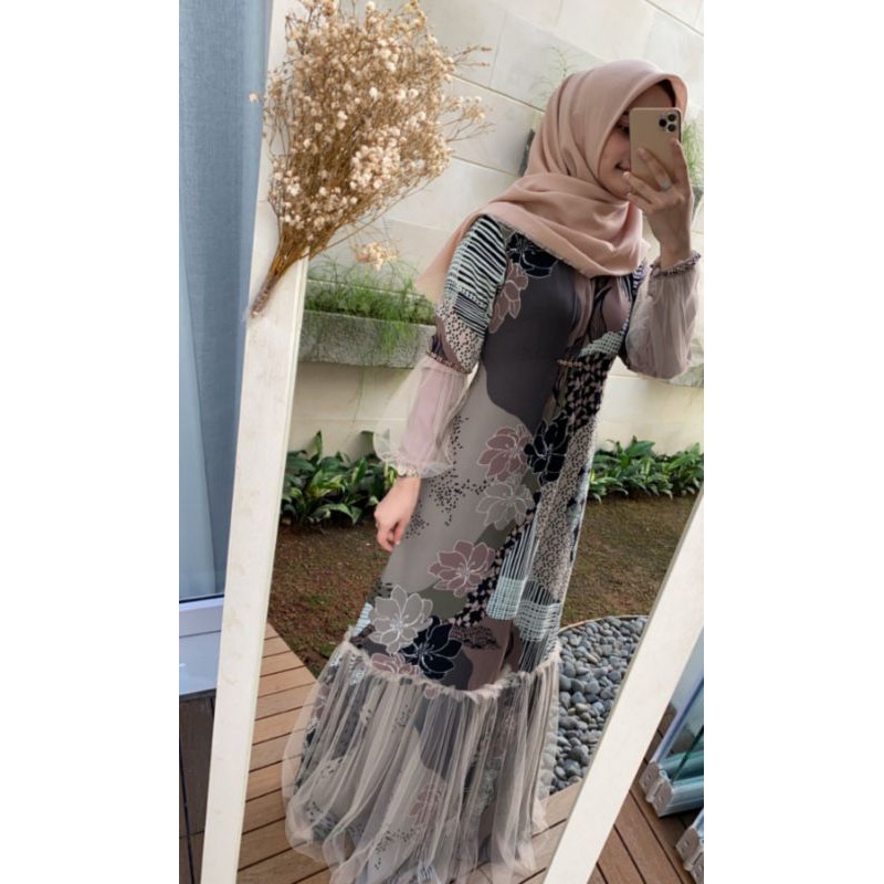 SYAHLA DRESS by Kaleela