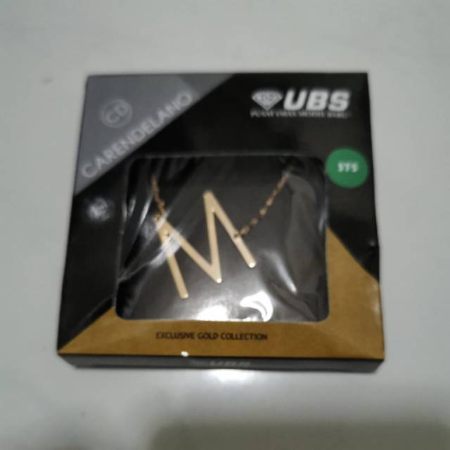 Kalung carendelano kadar 375 huruf M UBS