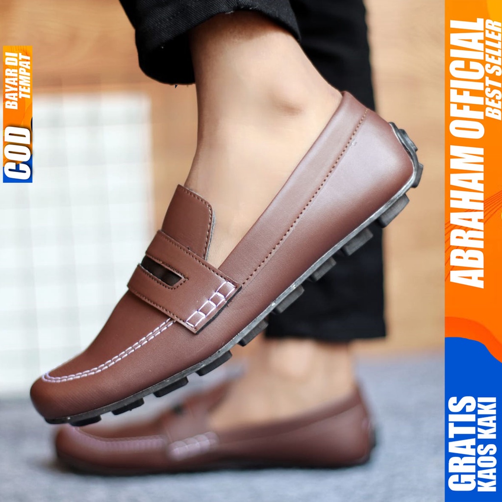 Sepatu Formal Pria Sepatu Casual Pria Kulit Sintetis Slop Sepatu Pantofel Kerja Kantor Kuliah Kondangan Sepatu Hitam Pria TYSO ABRAHAM