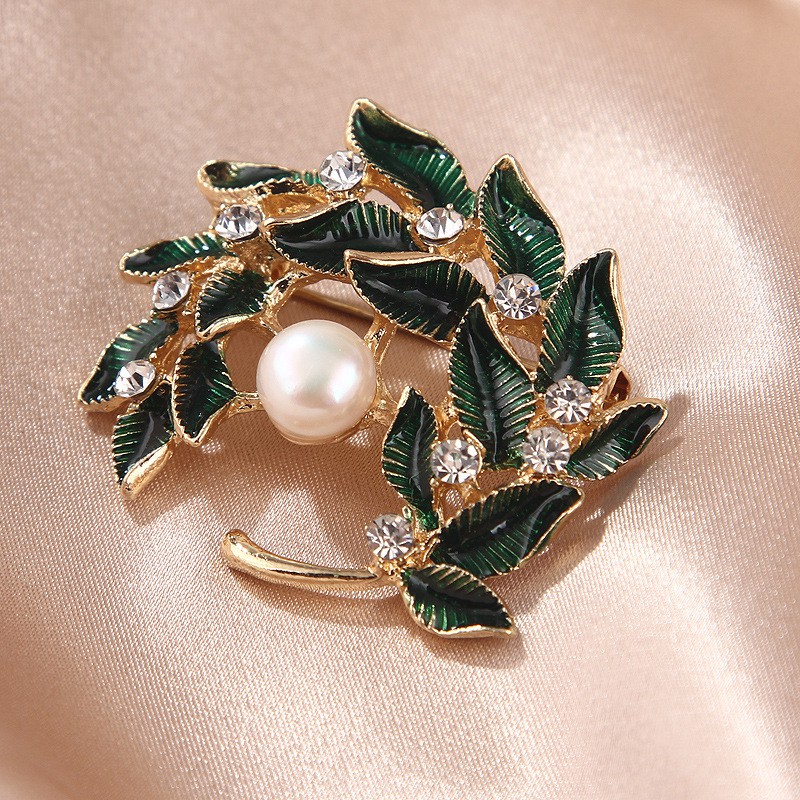 Versi Korea Daun Hijau Berlian Imitasi Mutiara Garland Bros Segar Gaya Pastoral Daun Hijau Cabang Karangan Bunga Bros Mutiara Populer All-Match Aksesoris Unisex-8