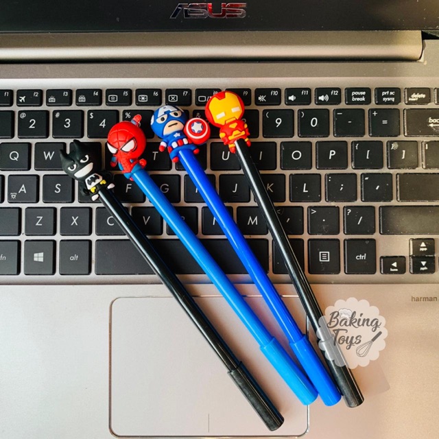 

Avengers Batman Spiderman Captain America Iron Man Gel Pen Hitam