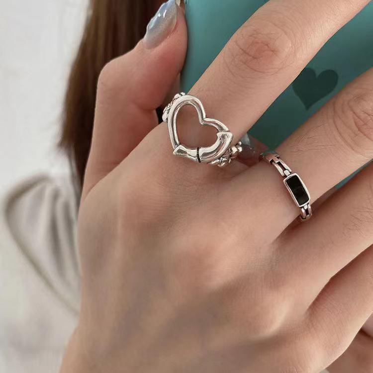 2PCS/Set Hollow Love Rings Female Open Ring Ins Trendy Index Finger Rings Set