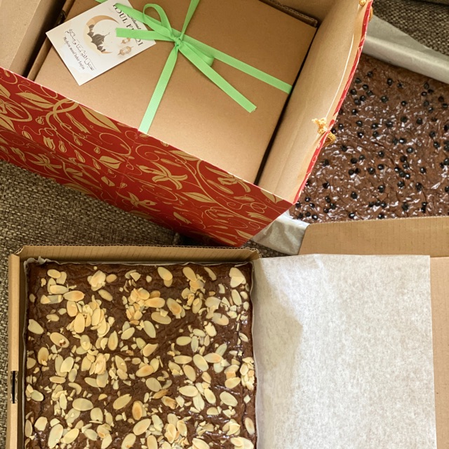 

Paket Hampers Brownies