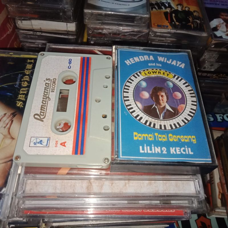 Kaset pita:Hendra WijayaDamai Tapi Gersang/Lilin2 kecil