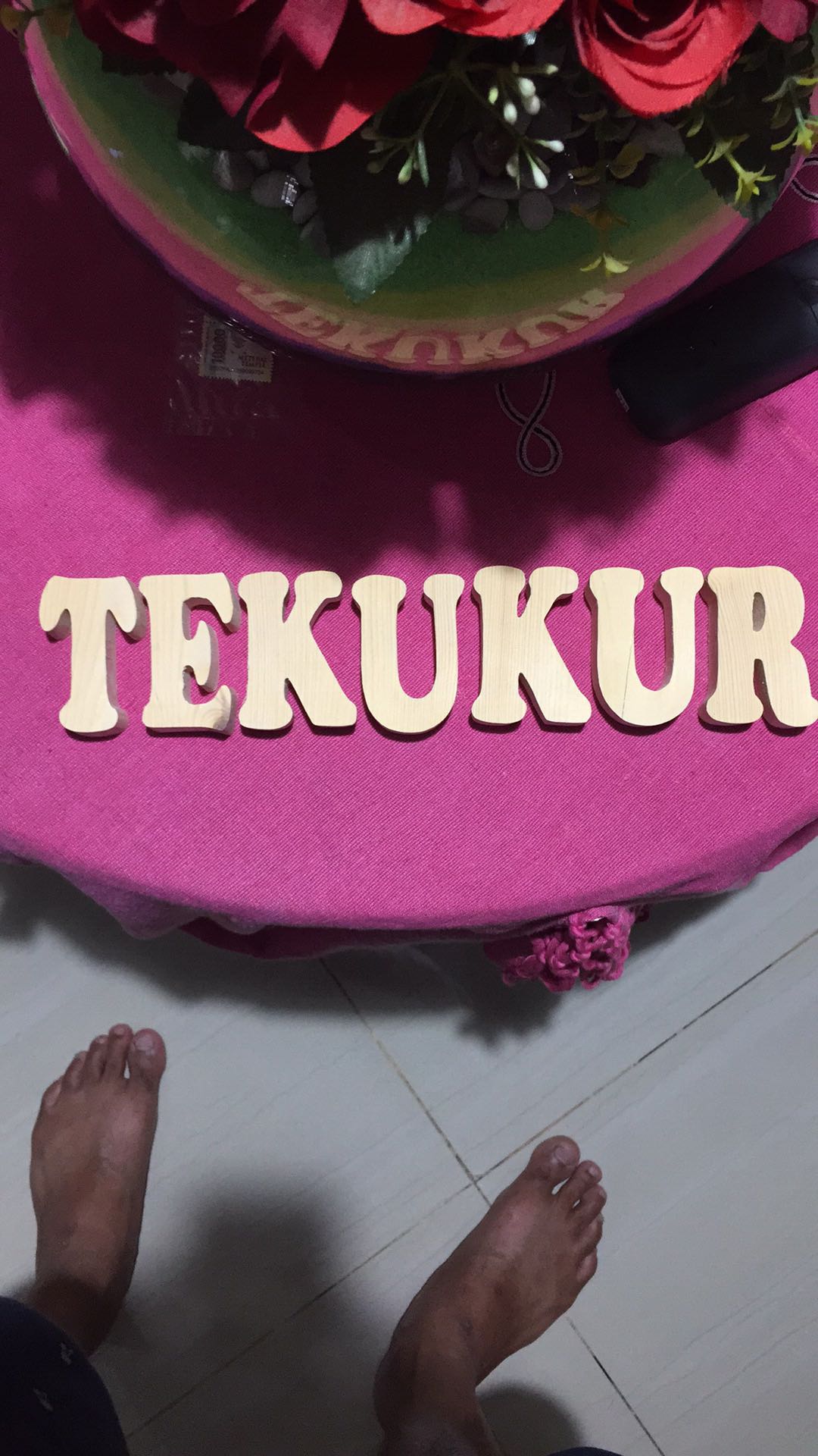 Huruf  Kayu Tinggi 6,5cm Tebal 1,5cm