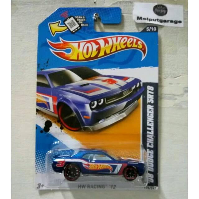 Hotwheels dodge challenger  srt8