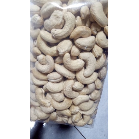 

kacang mede Super 500gram mentah fresh