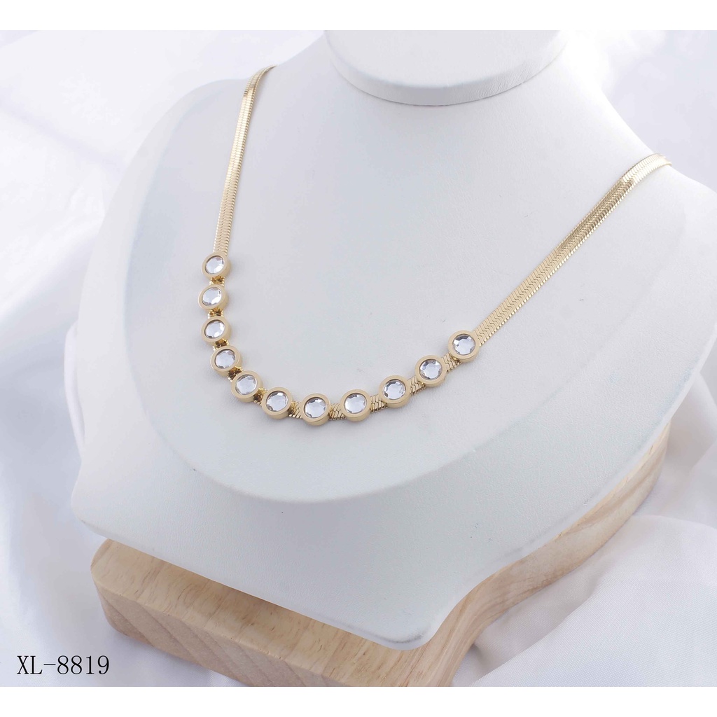 Kalung Titanium Permata Perhiasan Fashion 233/8819