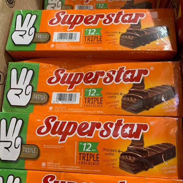 

Superstar Roma Wafer Coklat Box SUPER STAR isi 12 pcs