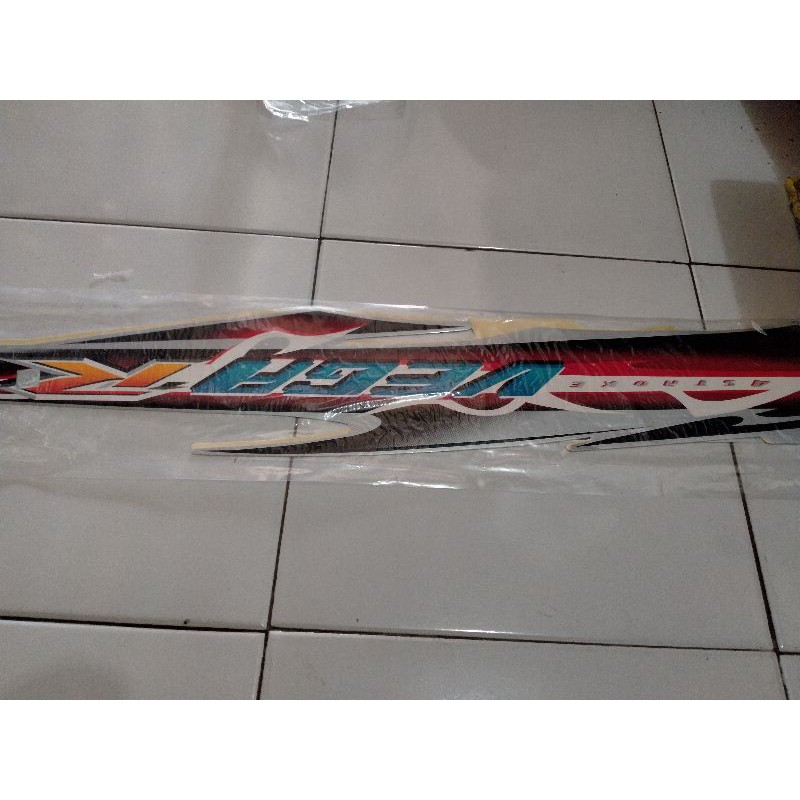 sticker striping vega r 2007 body full