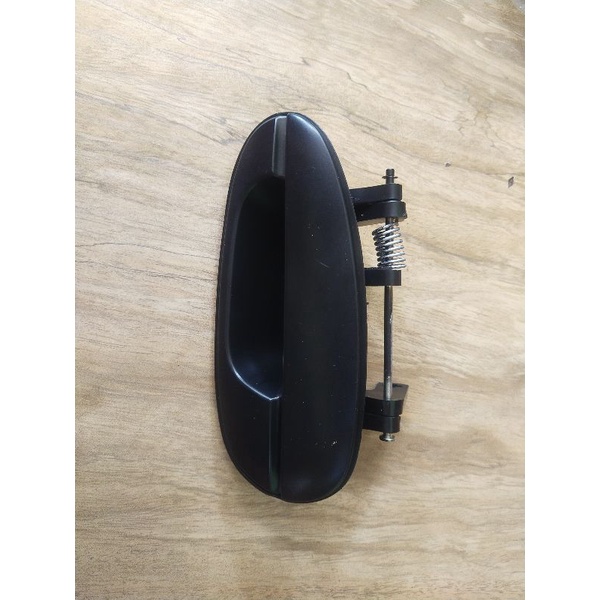 HANDLE PINTU belakang kiri TIMOR