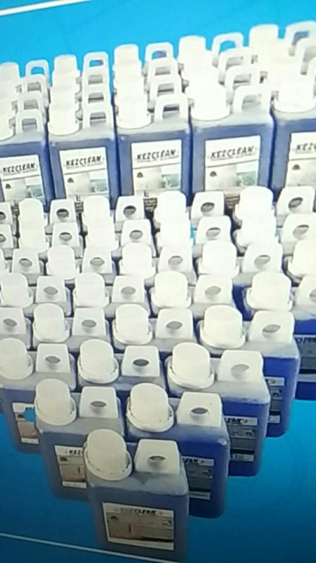 Paket Kezclean 500 Ml X 2 Botol. Bonus Kuas + Sarung Tangan.