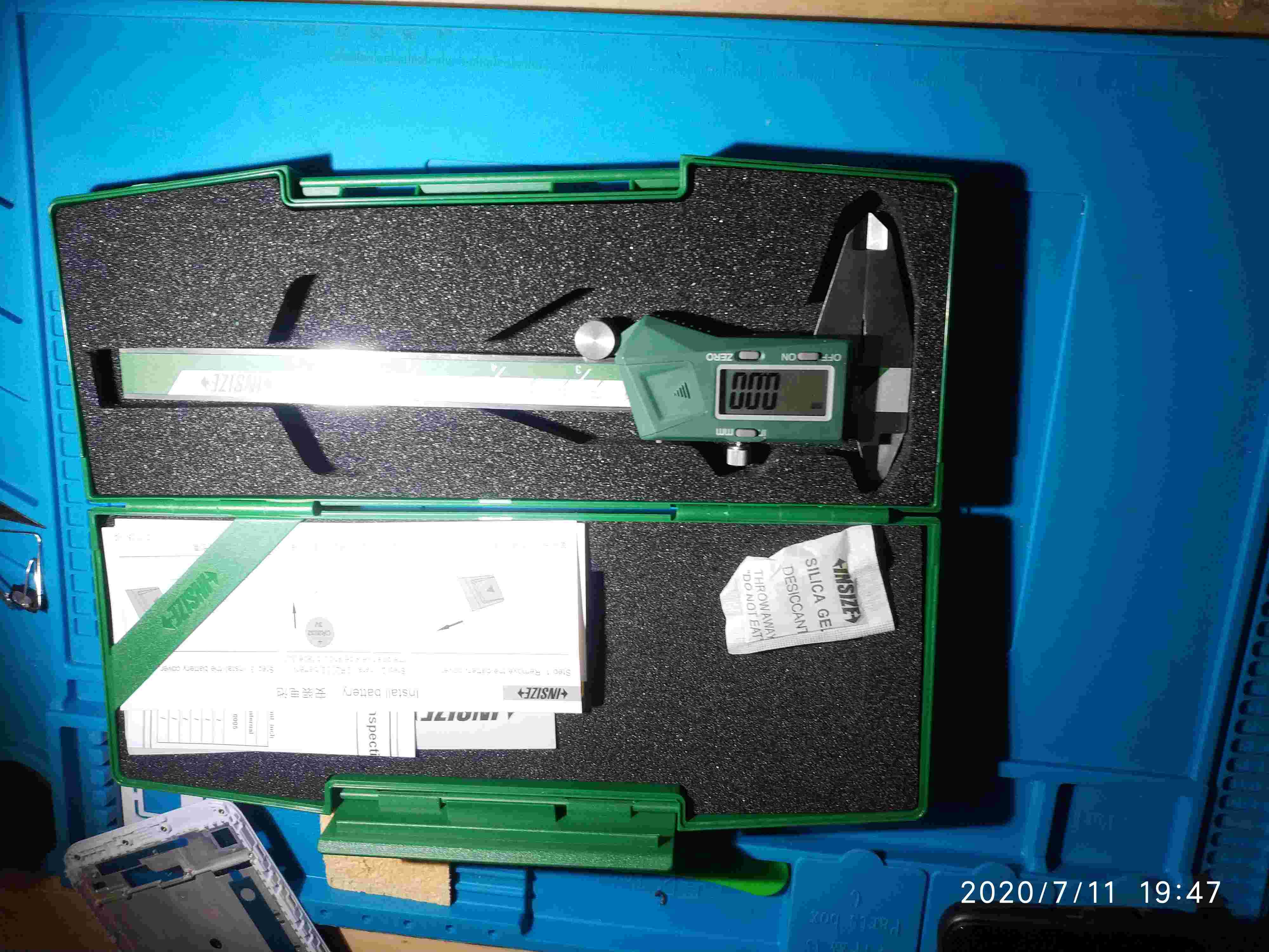 Jangka Sorong Elektronik Vernier Caliper Insize 1108 150