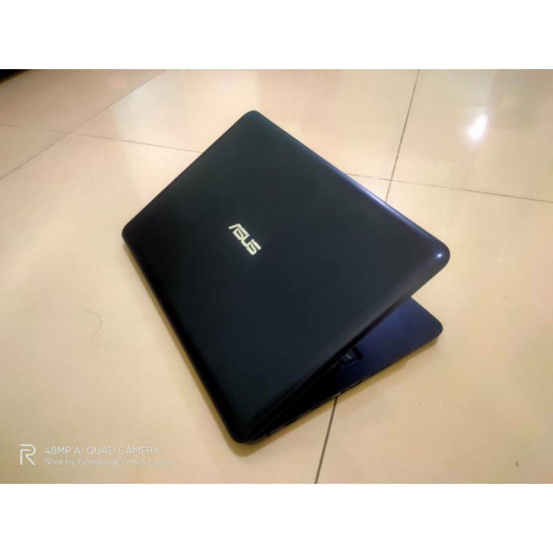 LAPTOP ASUS E402Y AMD E2 / RAM 4GB / HDD 1TB / BERGARANSI RESMI HINGGA 2022 / TERLARIS DAN TERMURAH