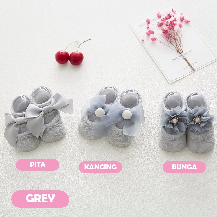 Kaos Kaki Model Sepatu Rajut Bayi Perempuan Prewalker Baby Girl Shoes Antislip 0 - 9 bulan