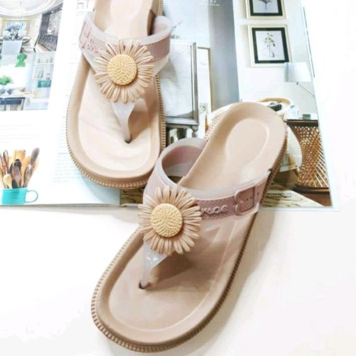 ⅍ Sandal jepit wanita/Sandal wanita kekinian/sendal jelly wanita merk Irsoe motif bunga matahari ❊