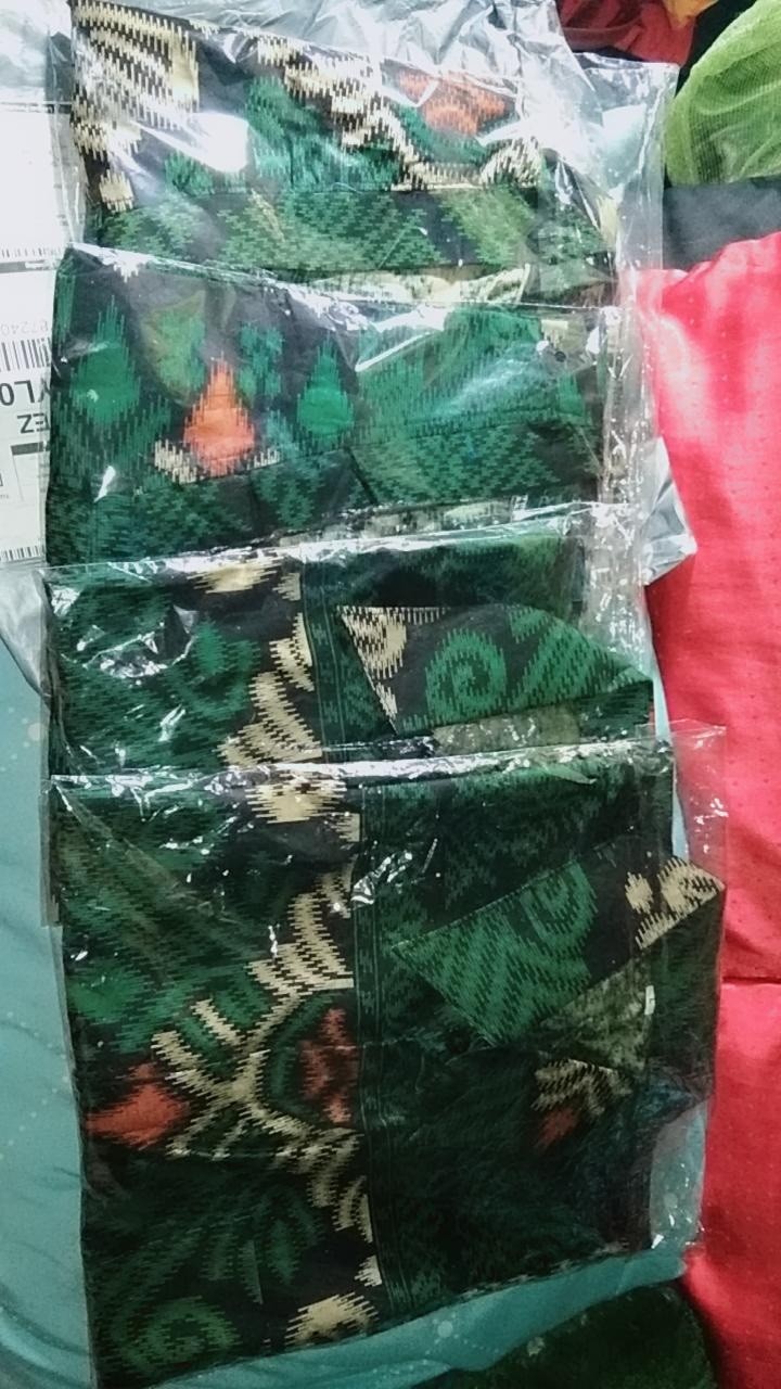 Couple Batik Terbaru Zaen Couple Keluarga Bisa Pisah New New New Motif Songket Ijo