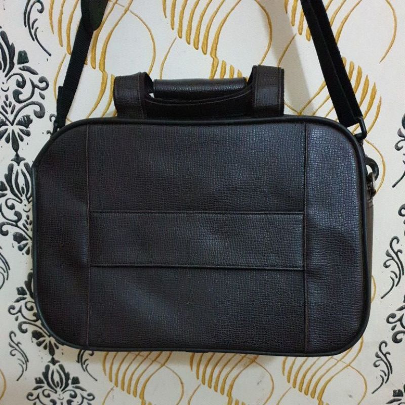 TAS BONIA UNISEX PRELOVED ORIGINAL